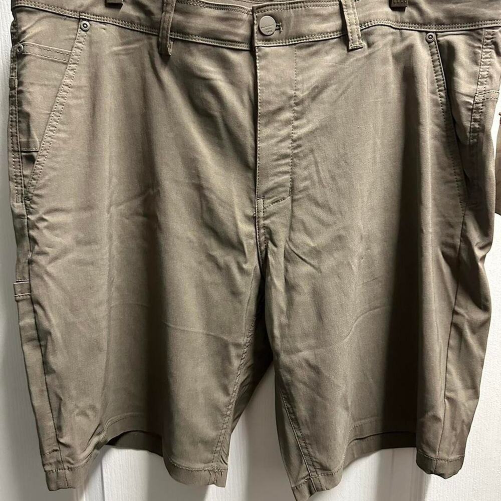 Weatherproof mens olive green tech